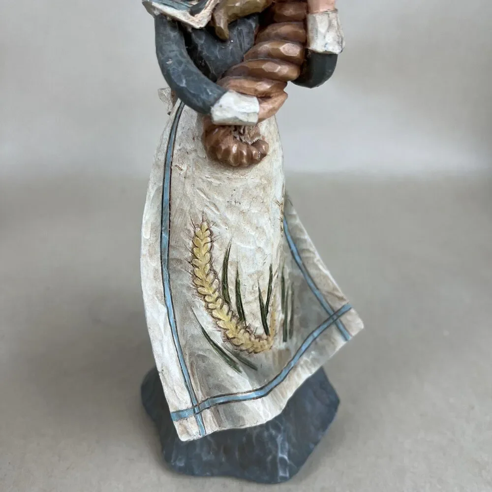 Thanksgiving 2004‎ Pilgrims Harvest Season Craft Women Figures 6-7”Tall Set Of 2
